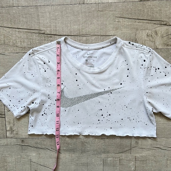 Nike The Nike Tee White Ivory Paint Splatter Activewear Festival Crop Top Boxy S - Picture 5 of 11